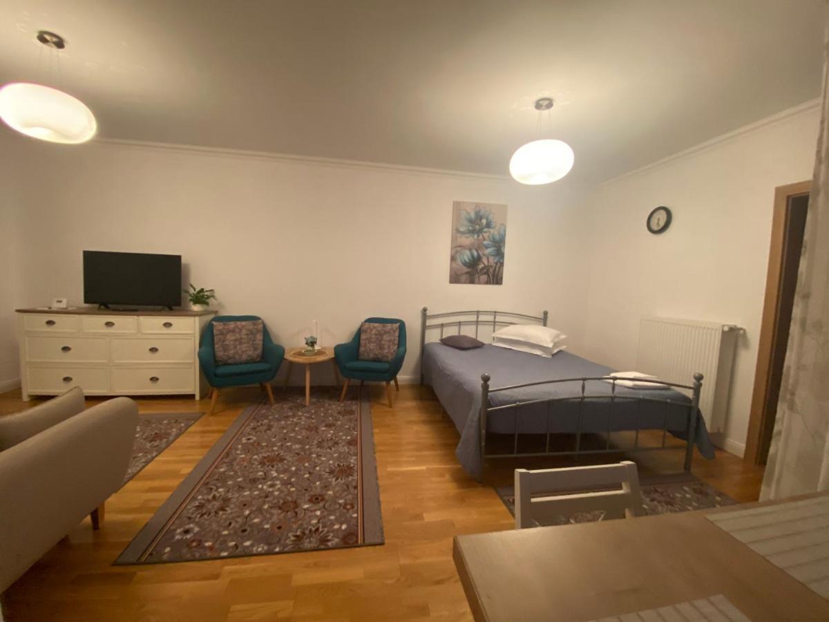 Lunafan Apartment Клуж-Напока Экстерьер фото